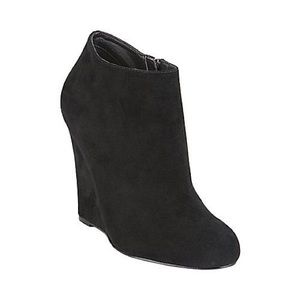 Steven Madden katelyn bootie size 9.5 black